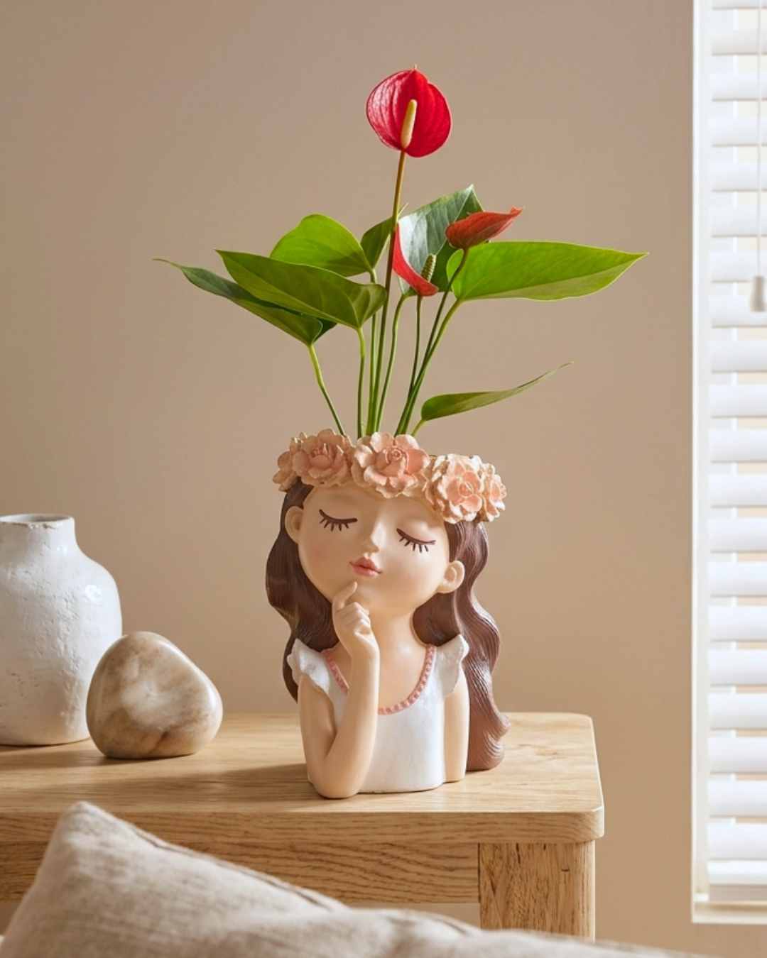 Macetas Mujer con flores